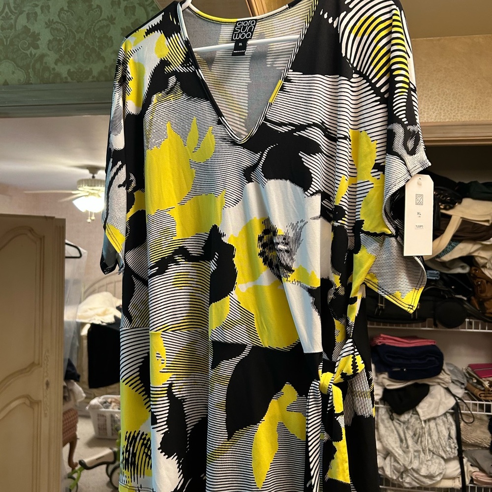 CLARA SUNWOO Abstract Black, White, and Yellow Blouse